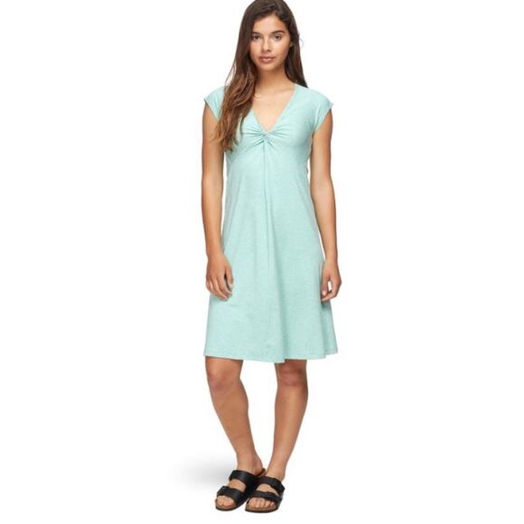 Patagonia Dresses & Skirts - Patagonia Seabrook Banda Dress Twist Front Mint Green Size Medium